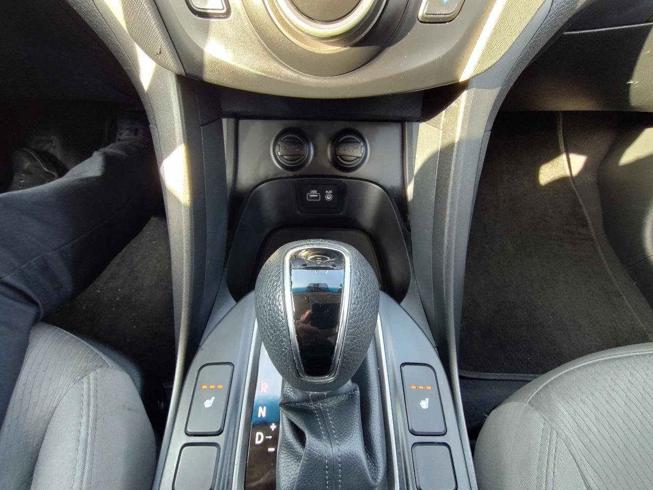 Used 2018 Hyundai Santa Fe Sport w/ 2.4L Value Package 02 FWD image 23