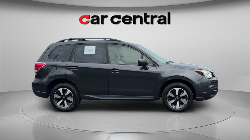 Used 2017 Subaru Forester 2.5i w/ Alloy Wheel Package AWD/4WD image 6