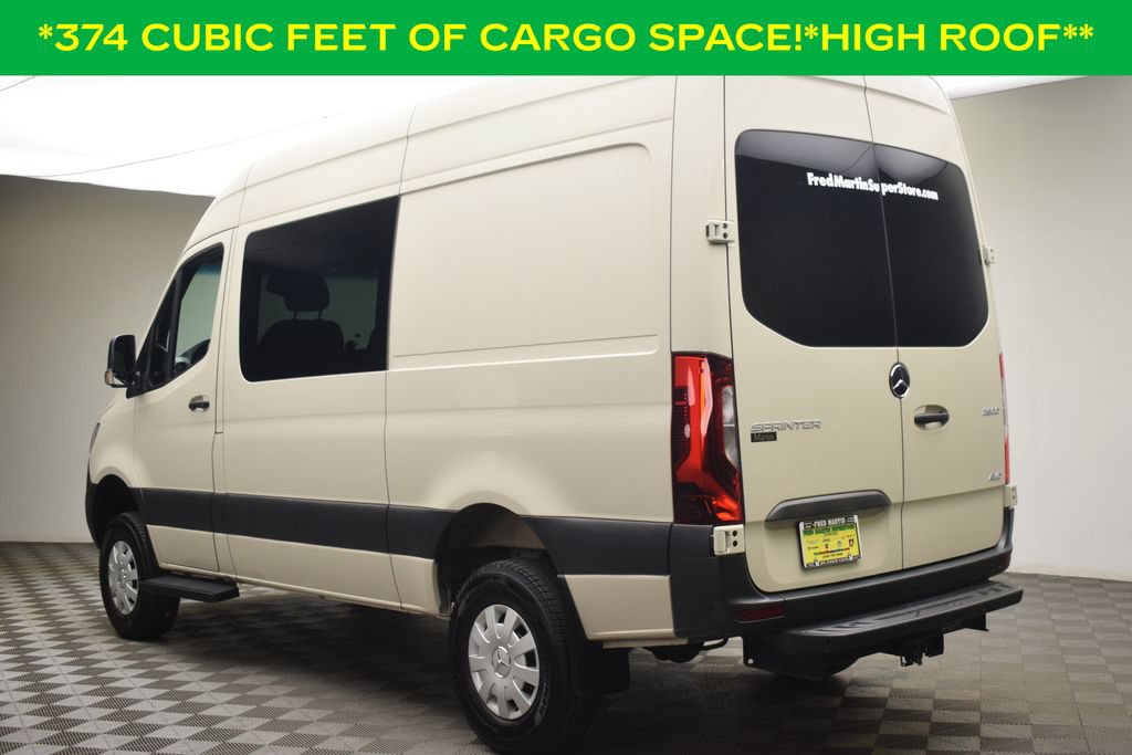 Used 2024 Mercedes-Benz Sprinter 2500 image 4