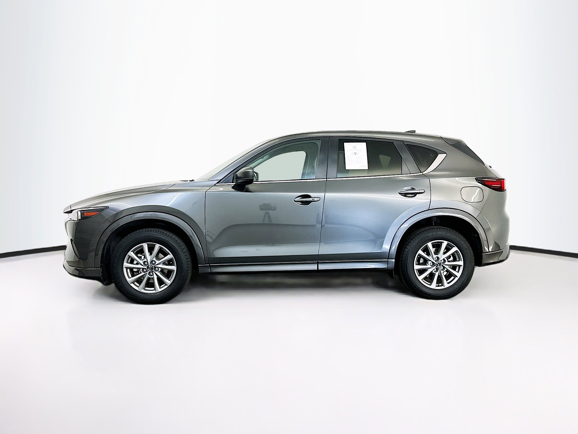 Used 2025 MAZDA CX-5 AWD 2.5 S w/ Preferred Package image 4
