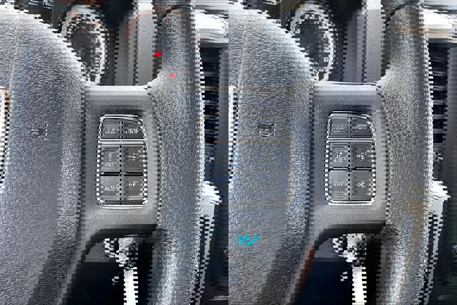 Used 2015 RAM 1500 Classic SLT image 23