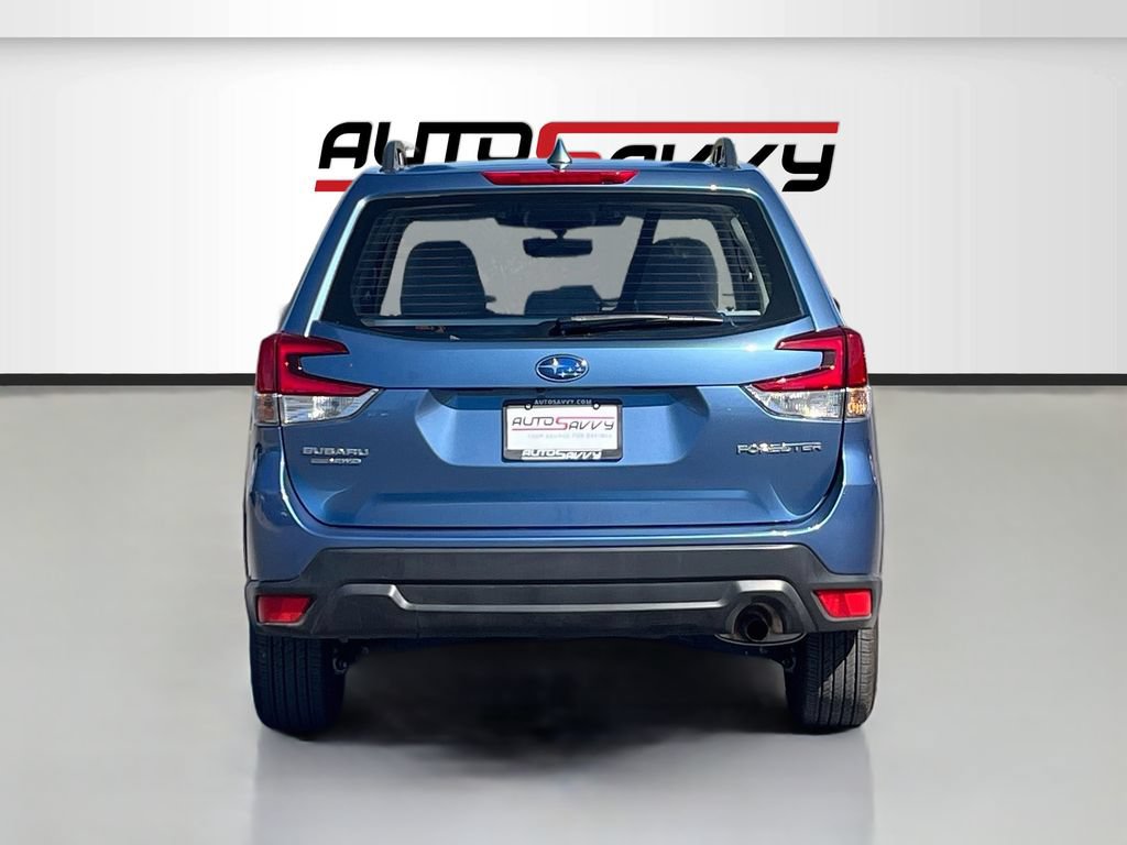Used 2023 Subaru Forester AWD/4WD image 6