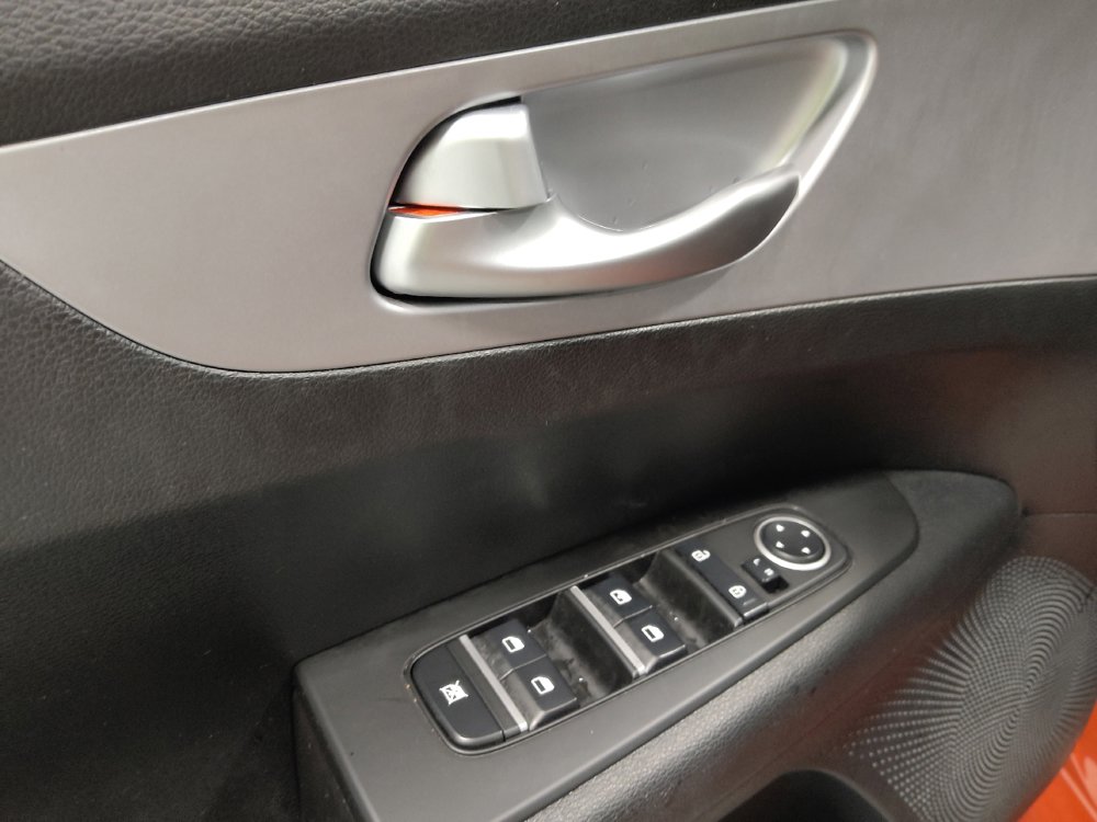 Used 2023 Kia Forte LXS image 27