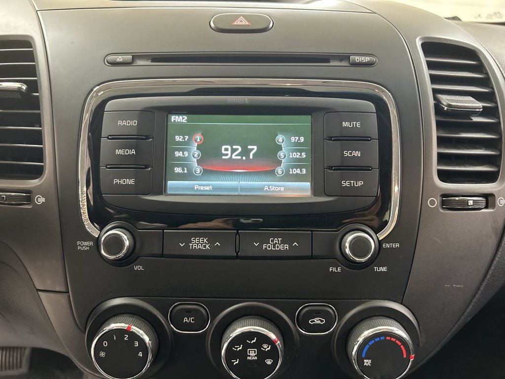 Used 2018 Kia Forte LX w/ LX Rear Camera Package FWD image 14