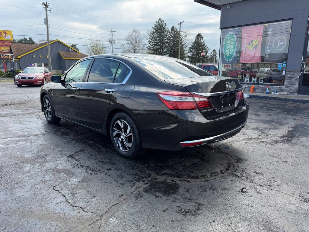 Used 2017 Honda Accord LX image 4