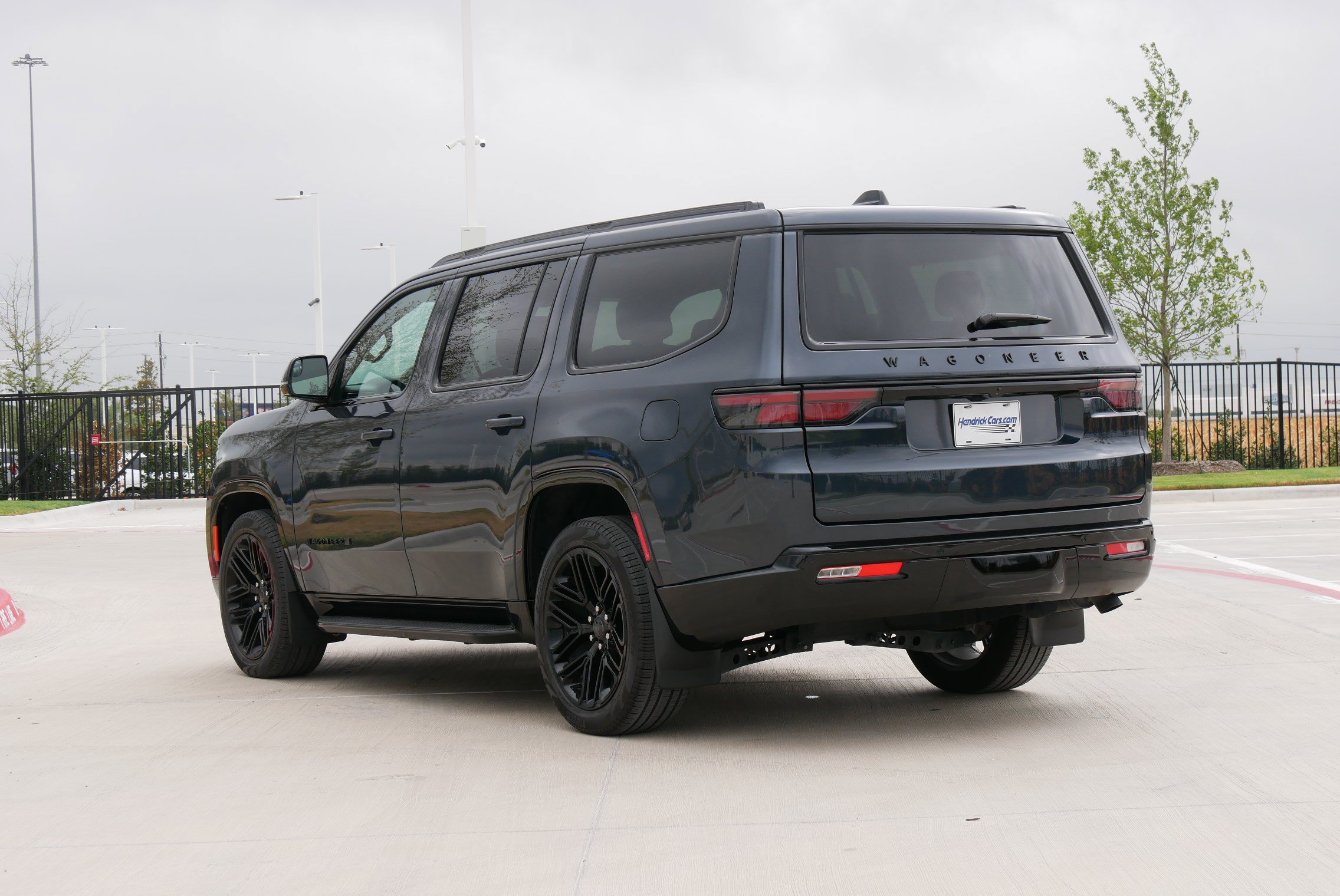 Used 2025 Jeep Wagoneer Series II w/ Premium Group I AWD/4WD image 7