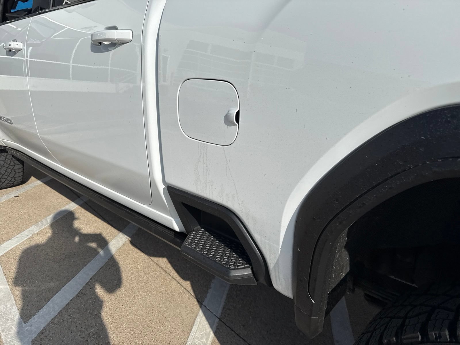 Used 2025 GMC Sierra 2500 AT4X AWD/4WD image 13