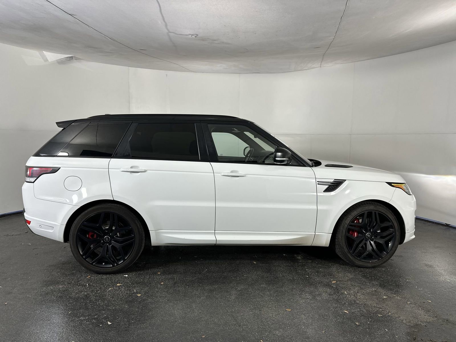 Used 2017 Land Rover Range Rover Sport Autobiography image 13