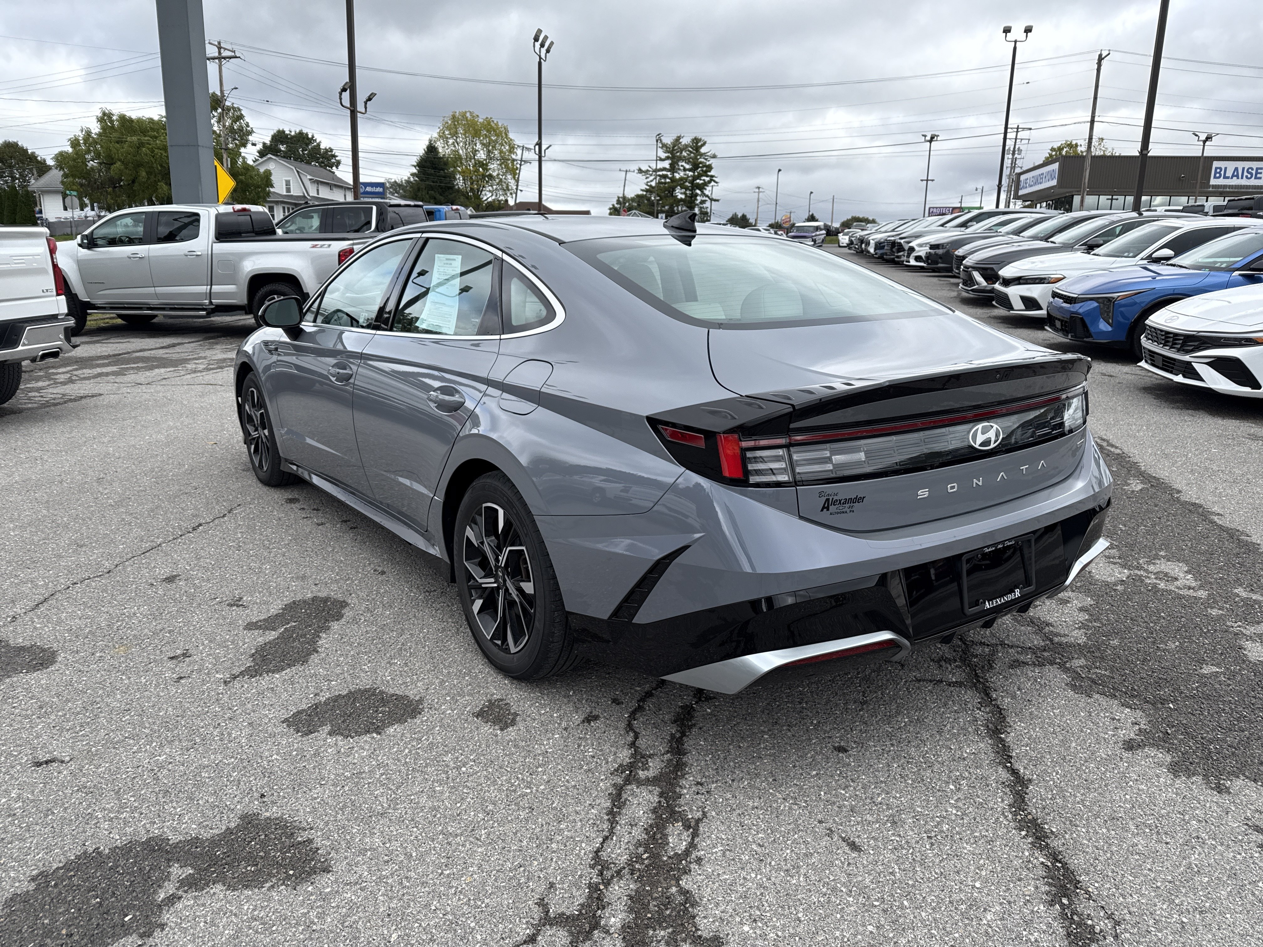 Used 2024 Hyundai Sonata SEL AWD/4WD image 5