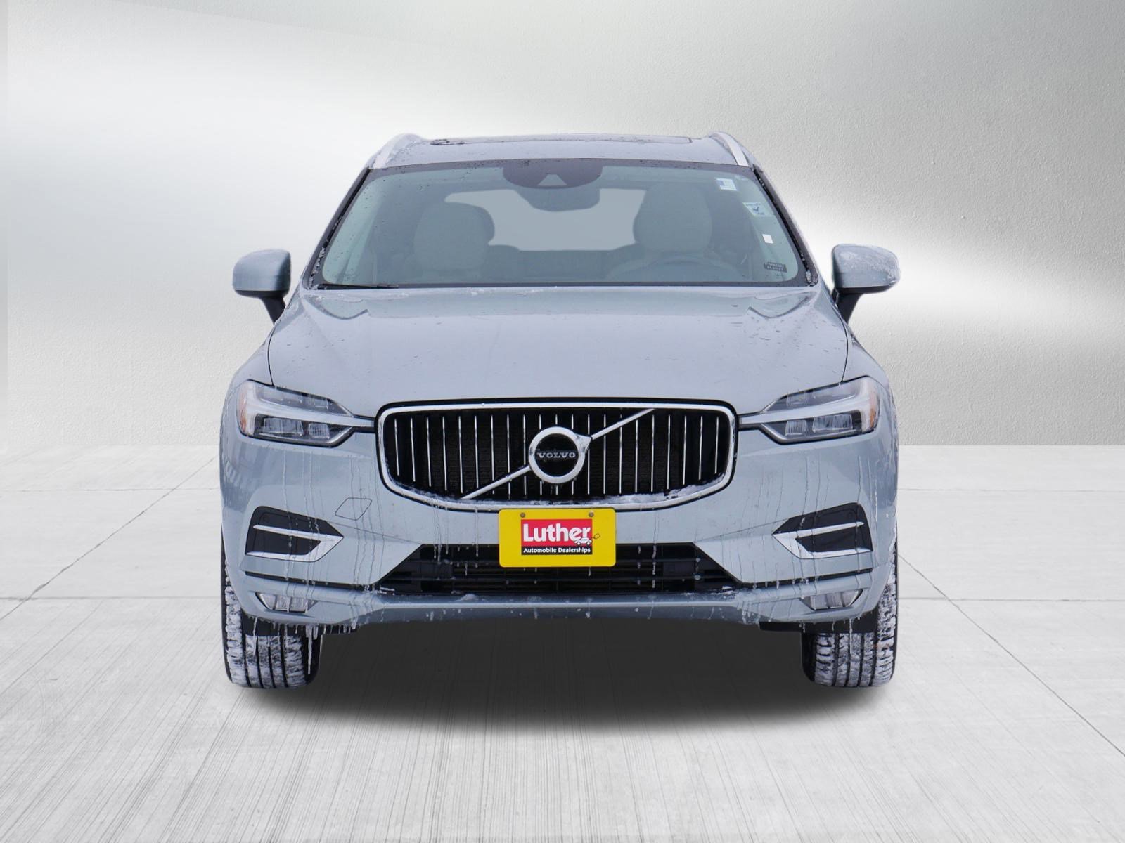 Used 2018 Volvo XC60 T5 Inscription image 2