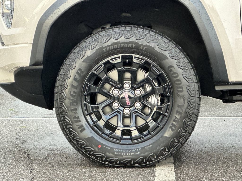 New 2026 GMC Canyon Elevation w/ Convenience Package image 24