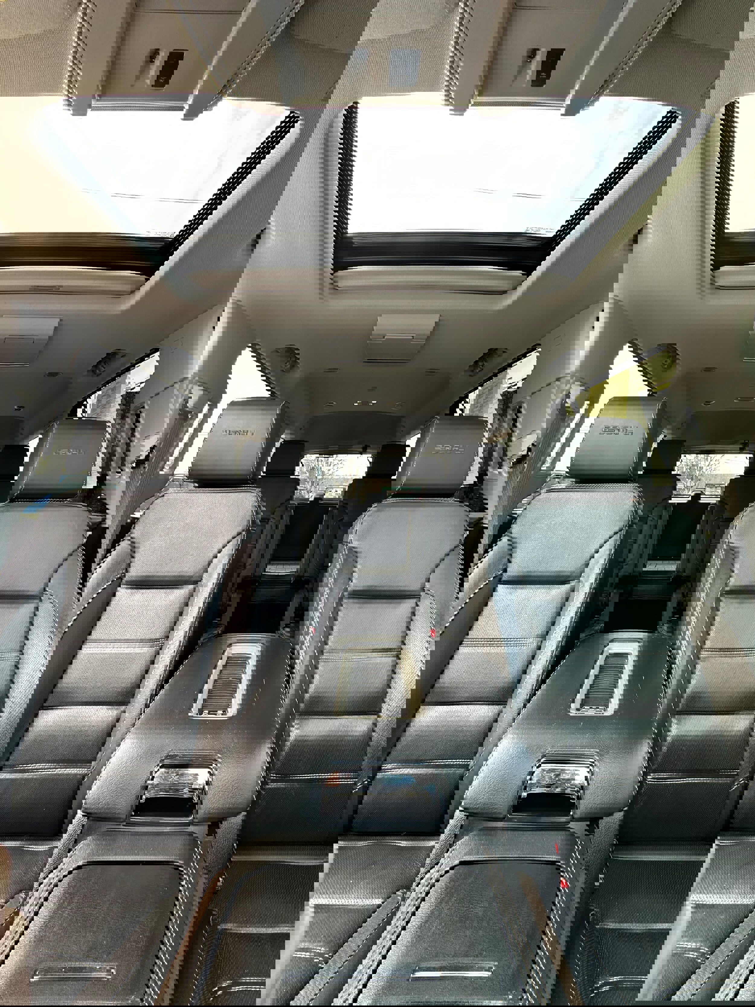 Used 2019 GMC Yukon Denali w/ Denali Ultimate Package image 37