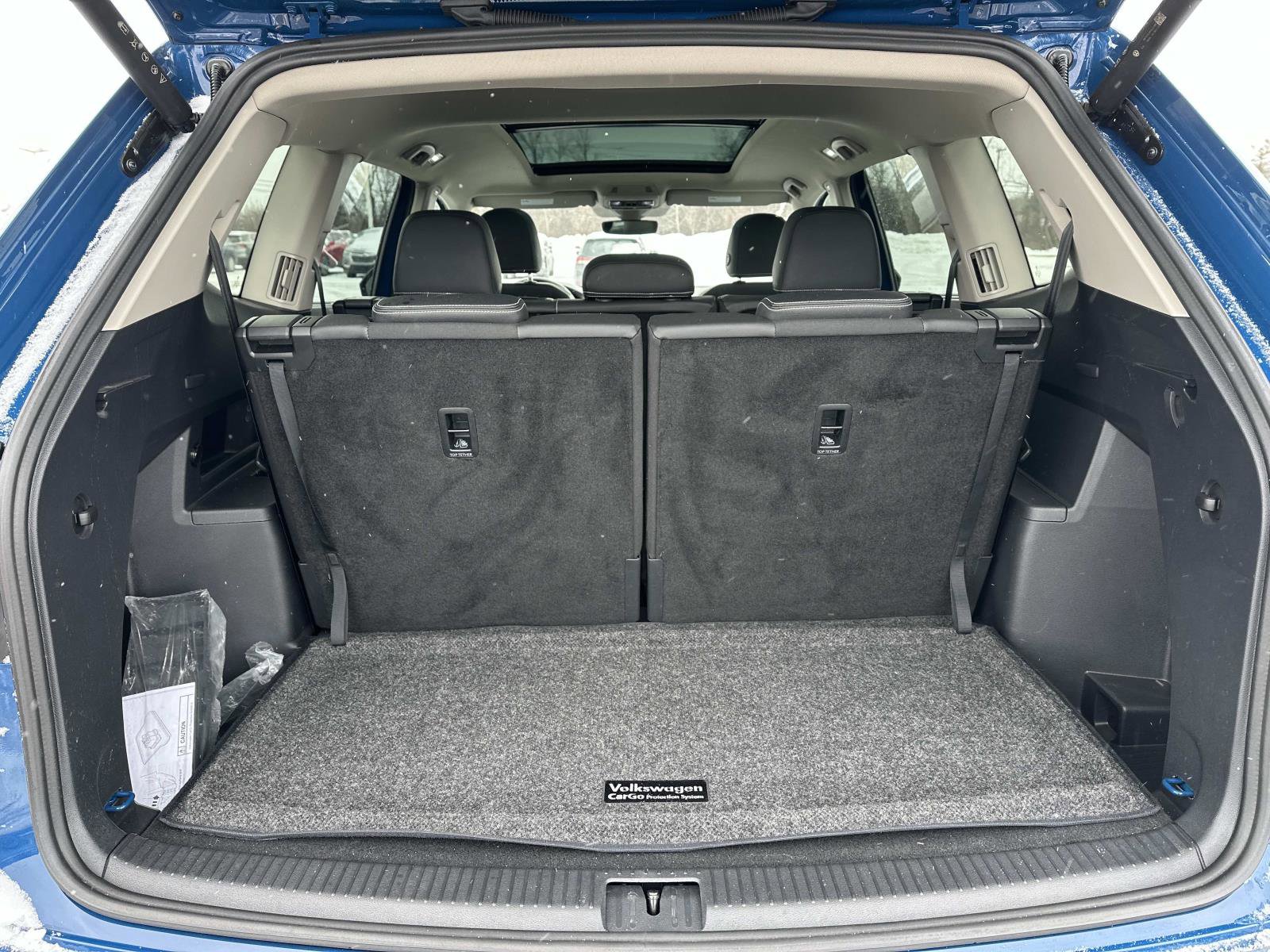 Used 2025 Volkswagen Atlas SEL image 9