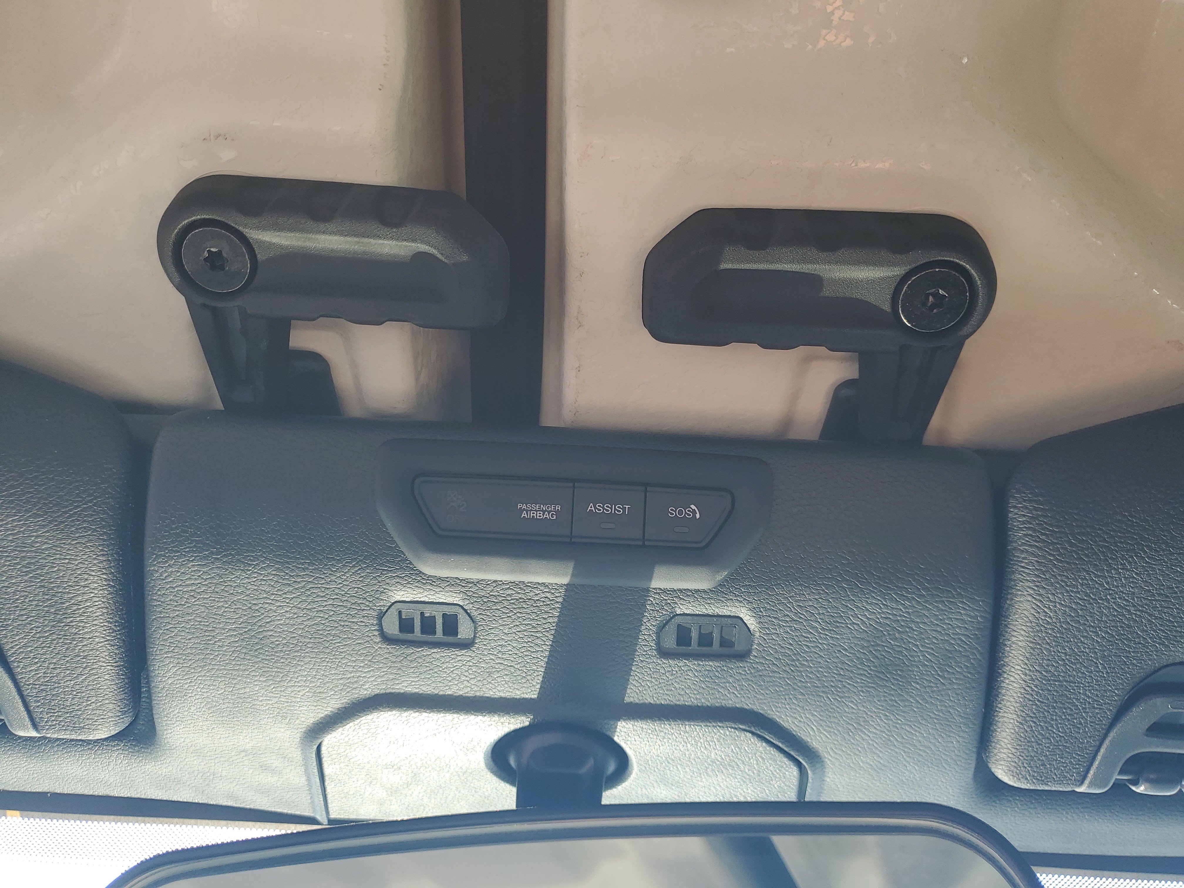 Used 2023 Jeep Wrangler Sport image 28