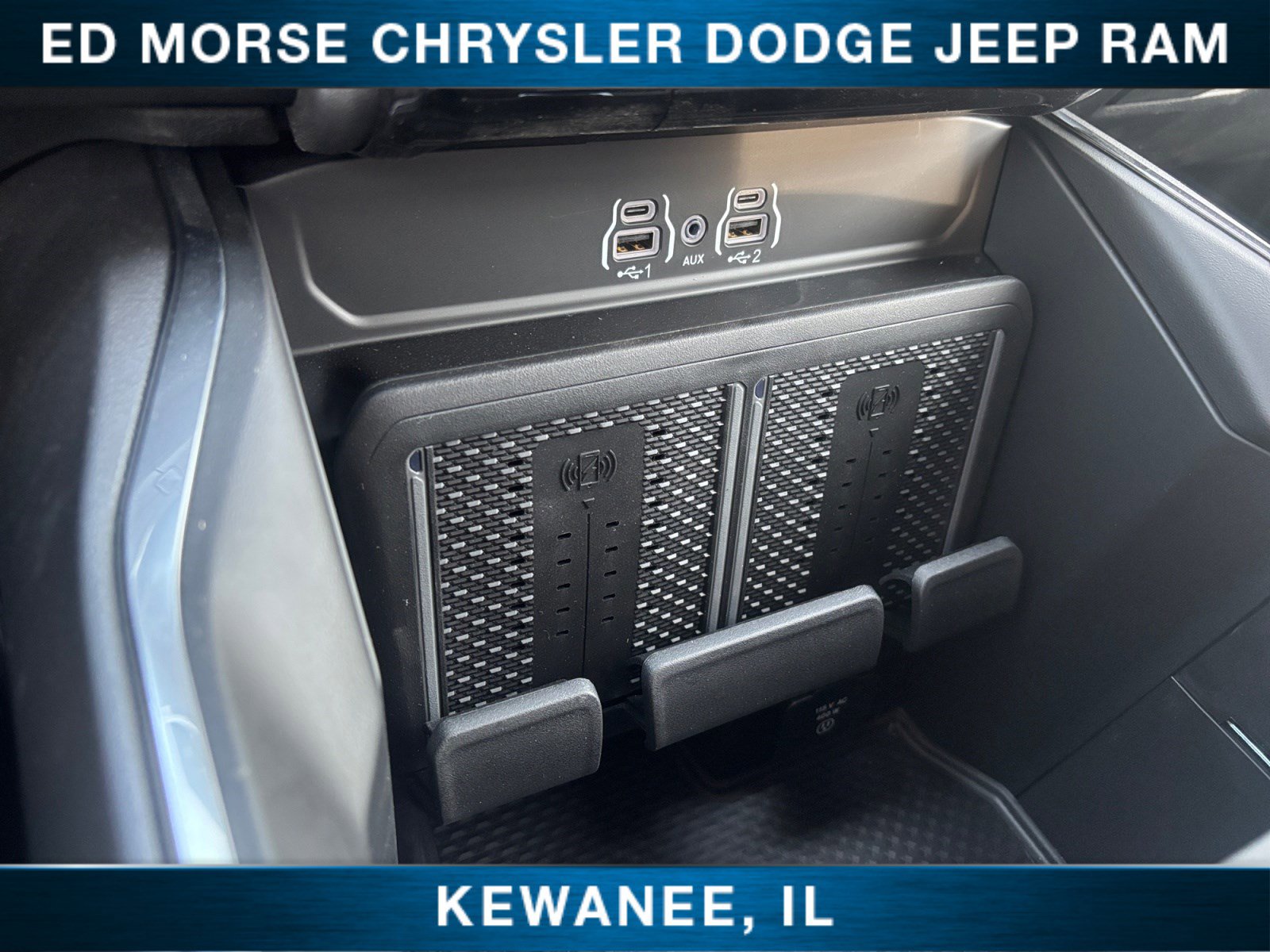 New 2026 RAM 3500 Laramie AWD/4WD image 32