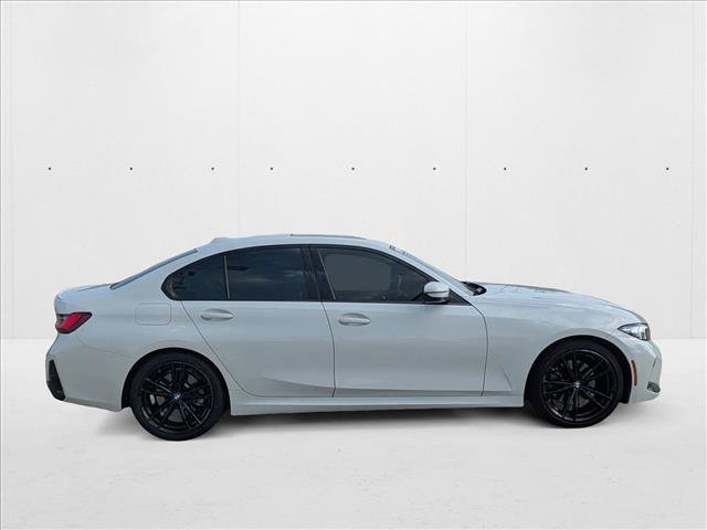 Used 2023 BMW 330i Sedan w/ M Sport Package image 4