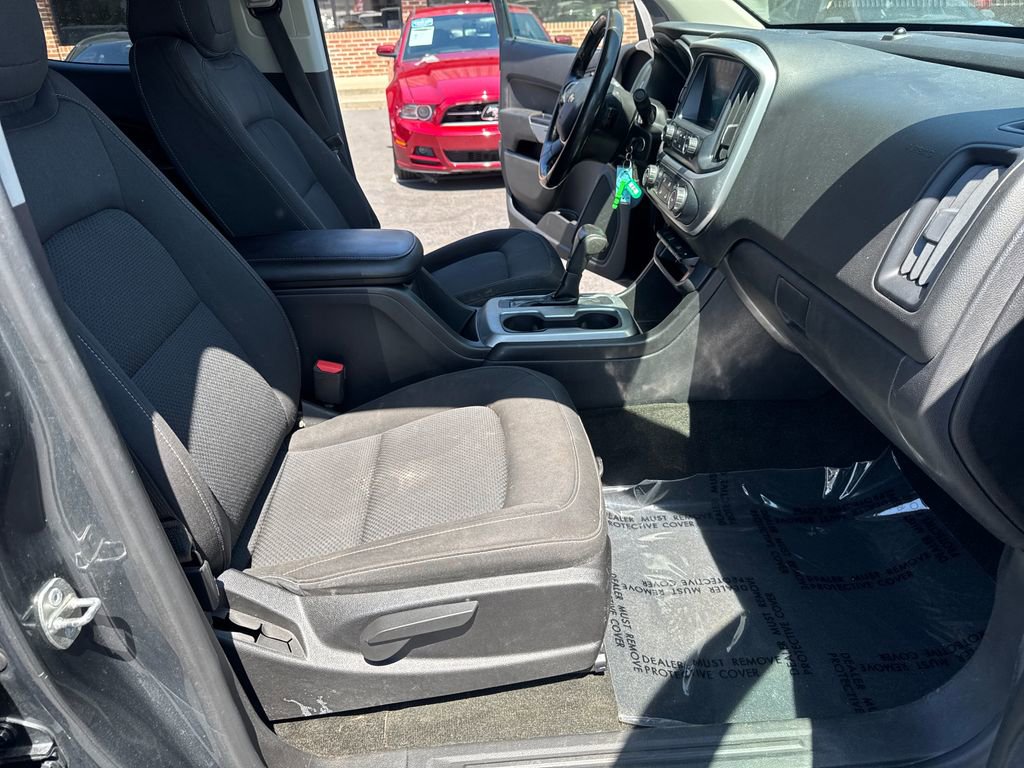 Used 2017 Chevrolet Colorado LT w/ LT Convenience Package AWD/4WD image 35