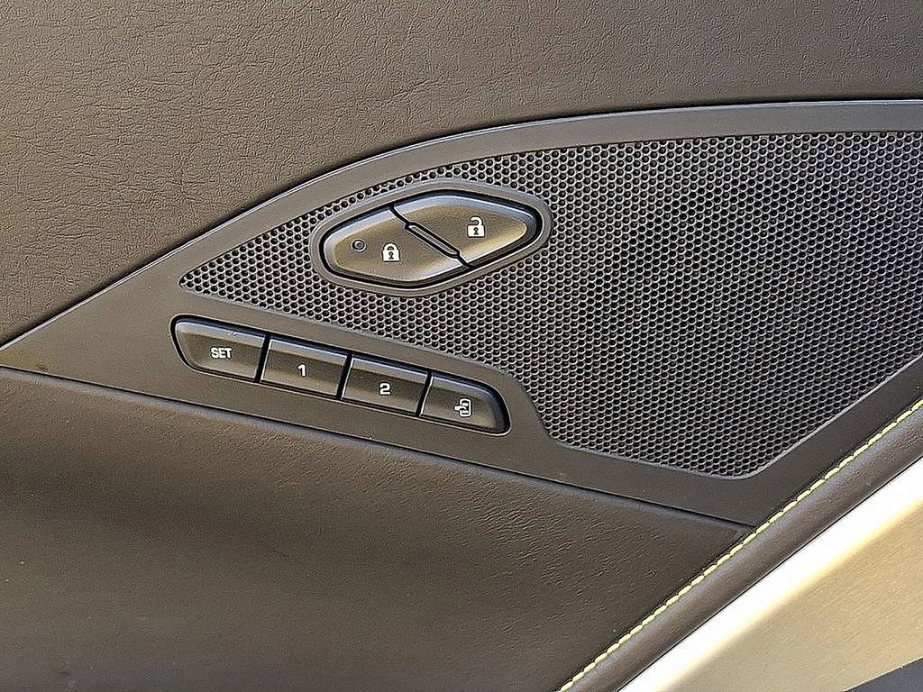 Used 2016 Chevrolet Corvette Stingray Coupe w/ 3LT Preferred Equipment Group image 25