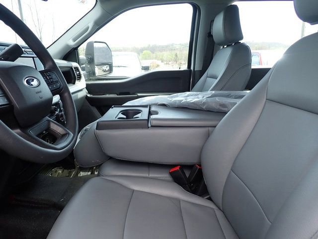 Used 2024 Ford F250 XL w/ FX4 Off-Road Package image 11