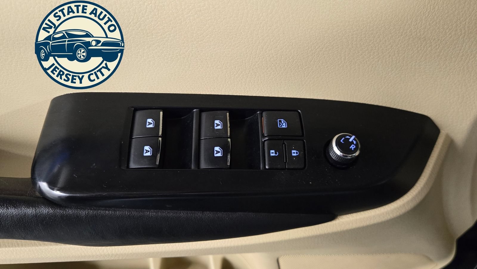 Used 2017 Toyota Highlander Limited w/ Protection Package #3 AWD/4WD image 23