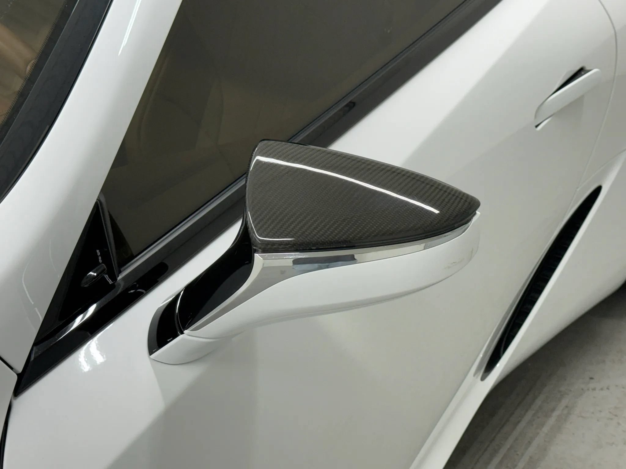 Used 2023 Lexus LC 500h w/ Dynamic Handling Package RWD image 90