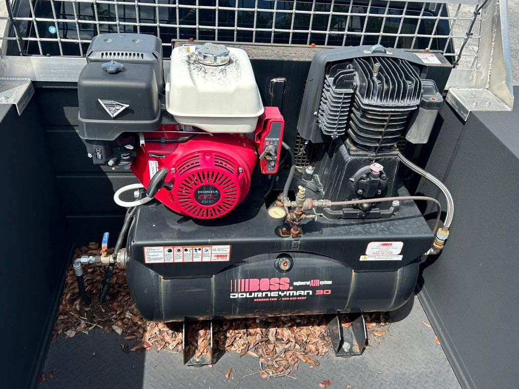 New 2023 RAM 5500 Tradesman w/ Max Tow Package image 29