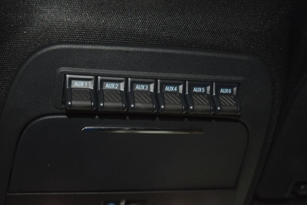 Used 2024 Ford F350 Platinum w/ FX4 Off-Road Package AWD/4WD image 53