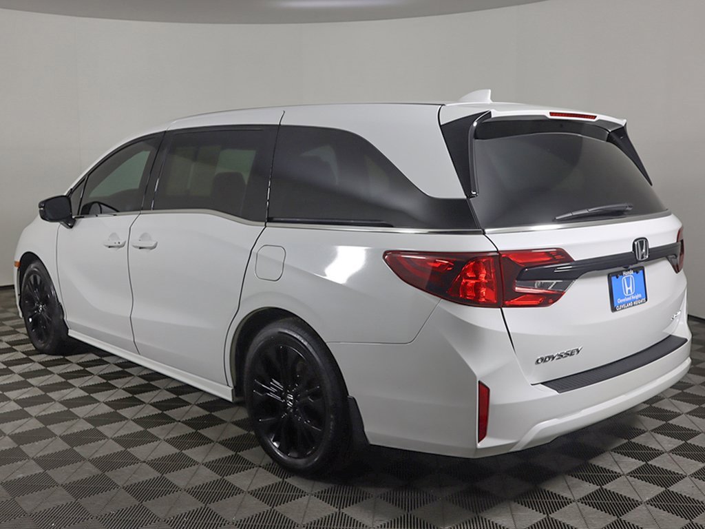 Used 2025 Honda Odyssey Sport-L image 6