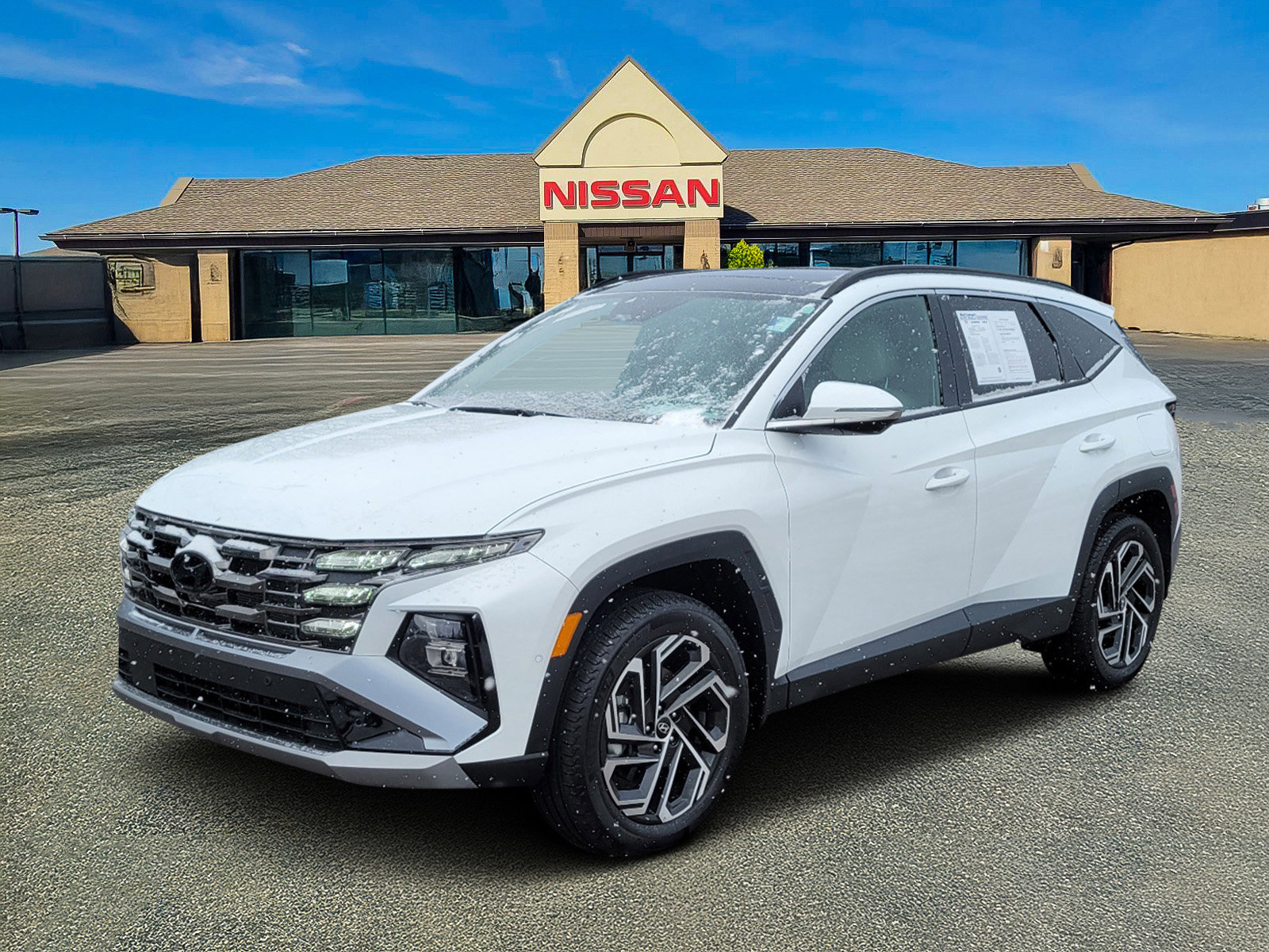 Used 2025 Hyundai Tucson Limited image 2