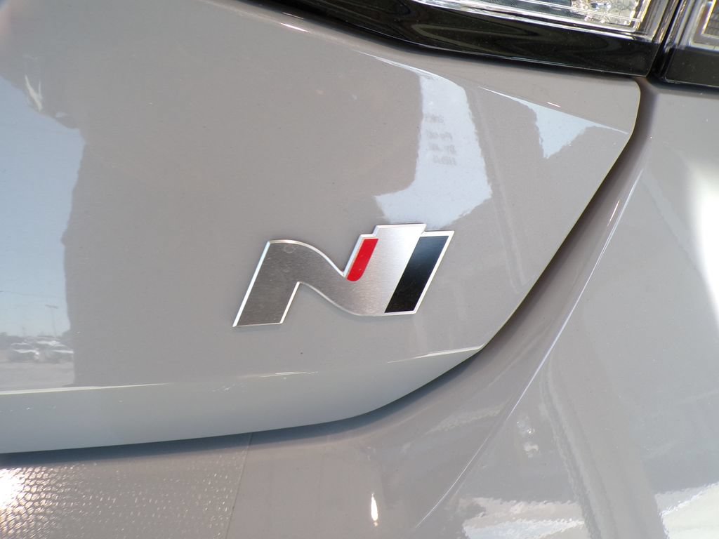 New 2026 Hyundai Elantra N FWD image 11