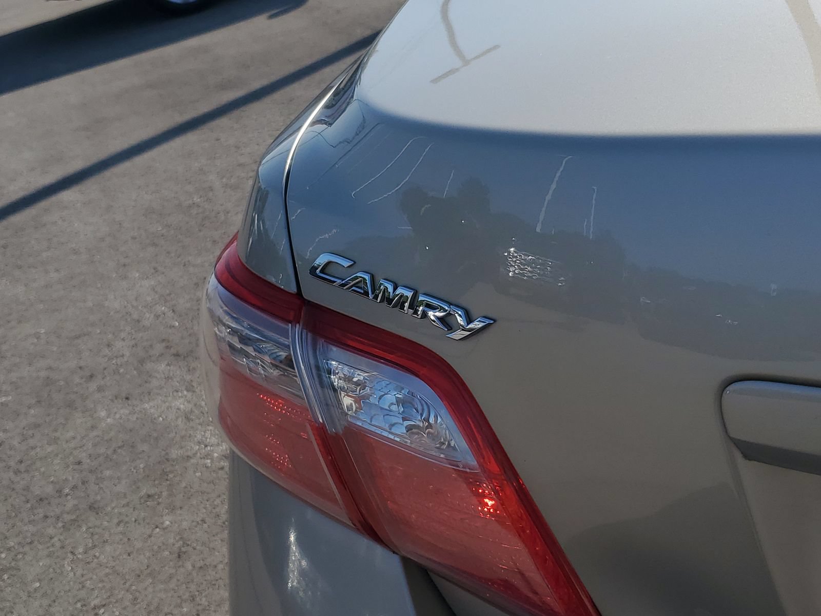 Used 2009 Toyota Camry LE FWD image 7