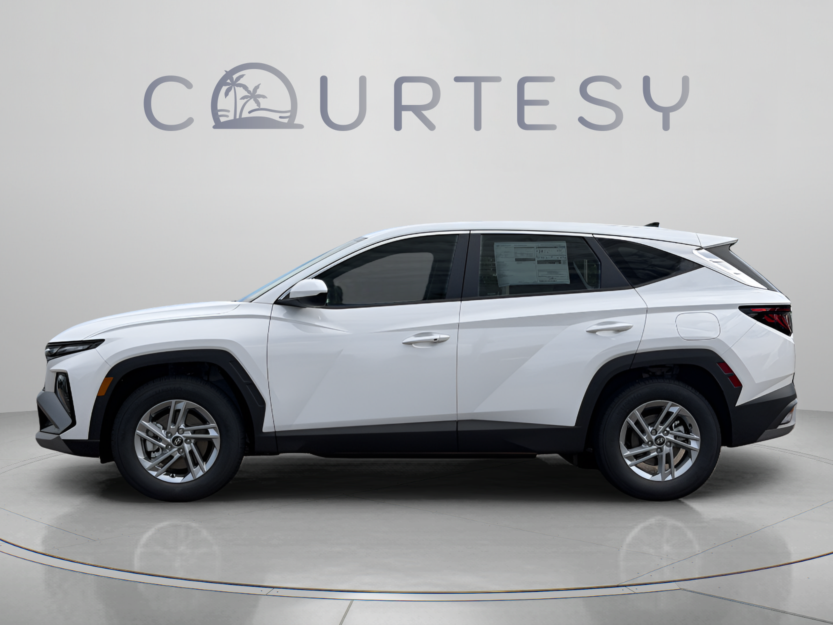 New 2026 Hyundai Tucson SE FWD image 2