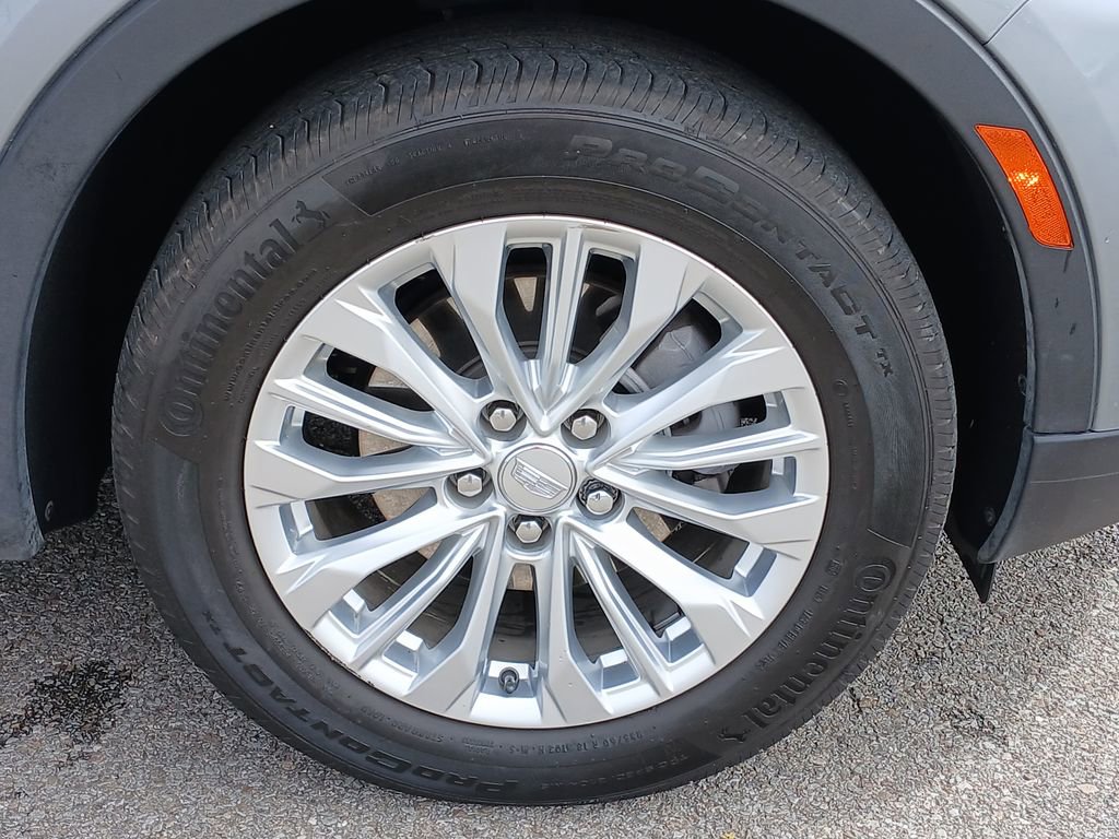 Certified 2024 Cadillac XT4 Luxury w/ Cold Weather Package image 34
