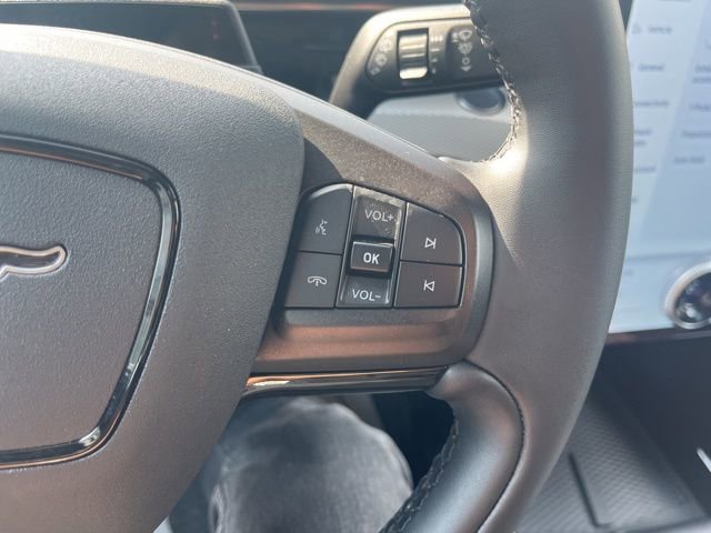 Used 2023 Ford Mustang Mach-E Select image 32
