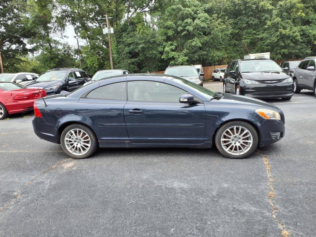 Used 2012 Volvo C70 T5 FWD image 2