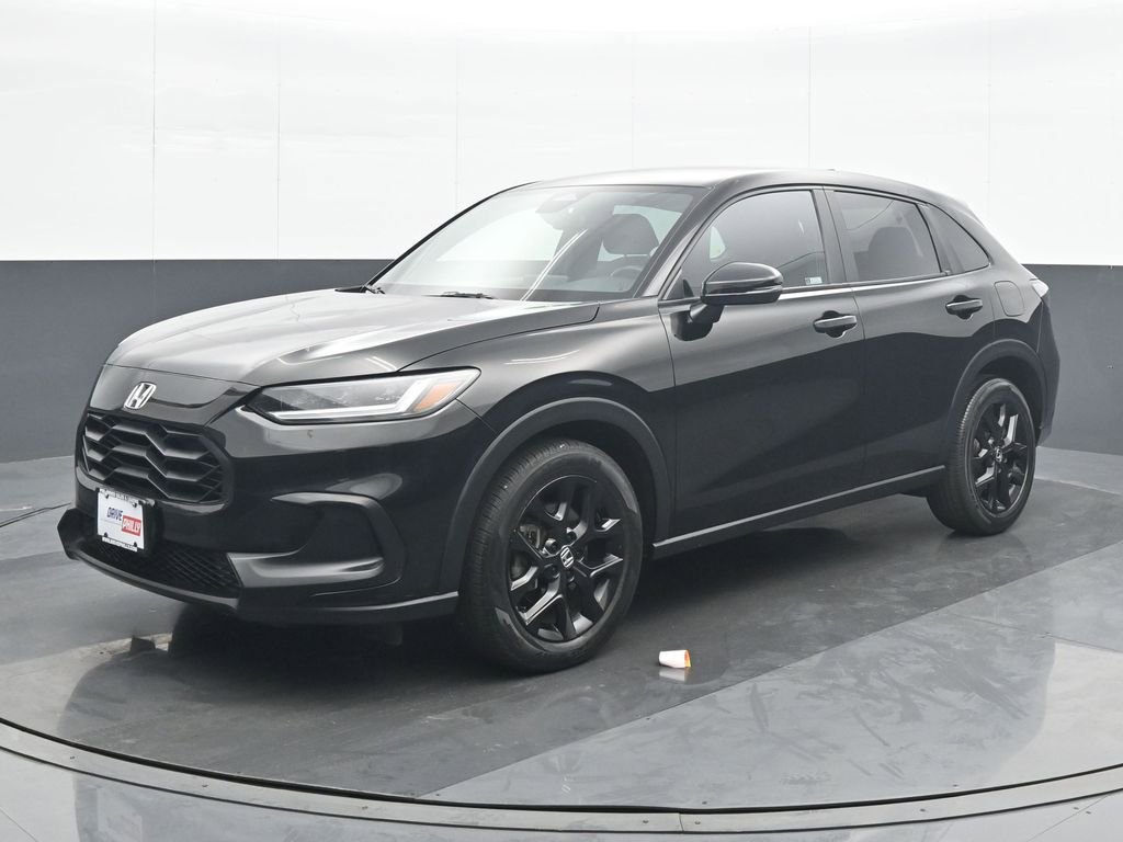 Used 2023 Honda HR-V Sport image 2
