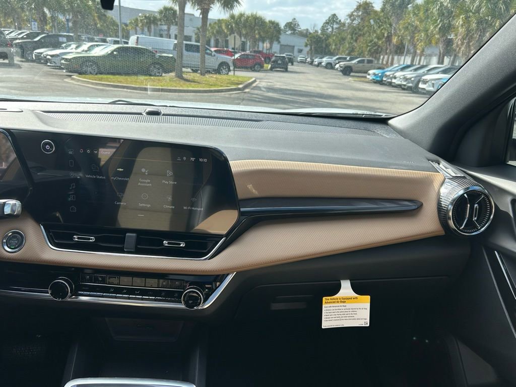 New 2026 Chevrolet Equinox ACTIV w/ Convenience Package III image 17