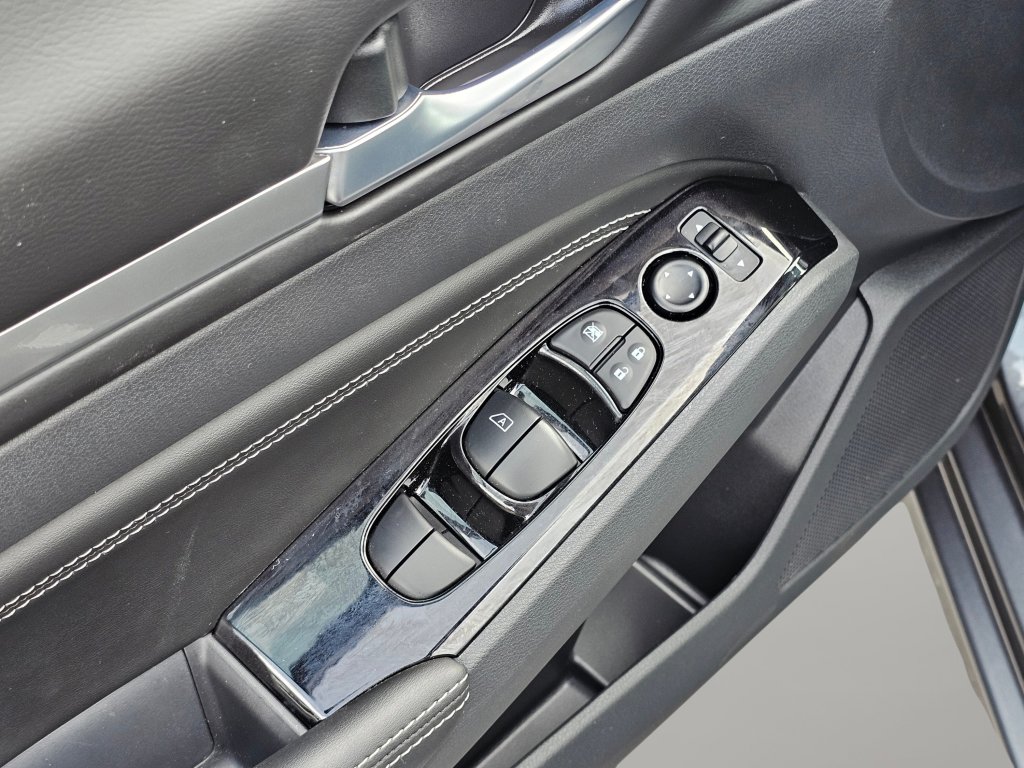 Used 2023 Nissan Altima 2.5 SL image 30