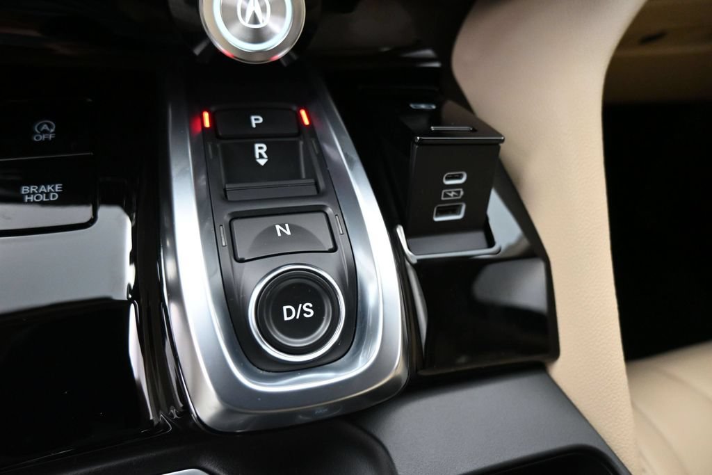 Used 2024 Acura MDX FWD image 15