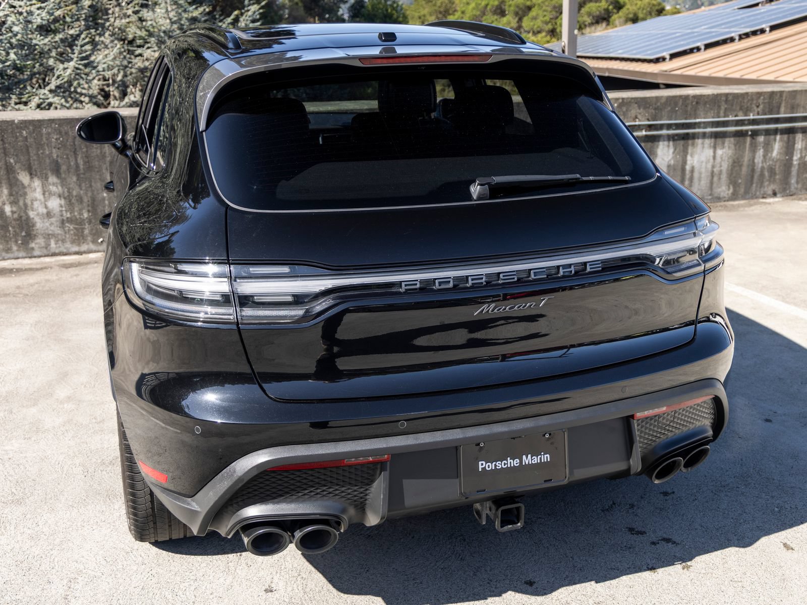 Certified 2023 Porsche Macan Turbo AWD/4WD image 23