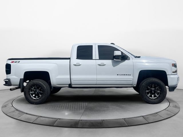 Used 2018 Chevrolet Silverado 1500 LT w/ All Star Edition image 6