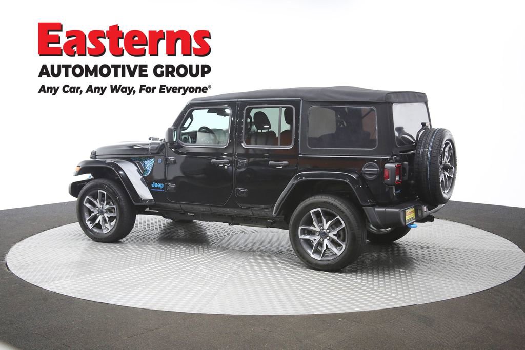 Used 2024 Jeep Wrangler Unlimited AWD/4WD image 65