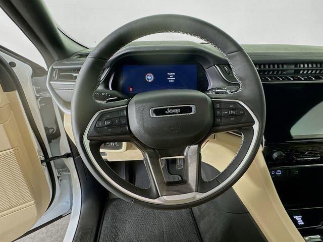 Used 2024 Jeep Grand Cherokee Limited image 15