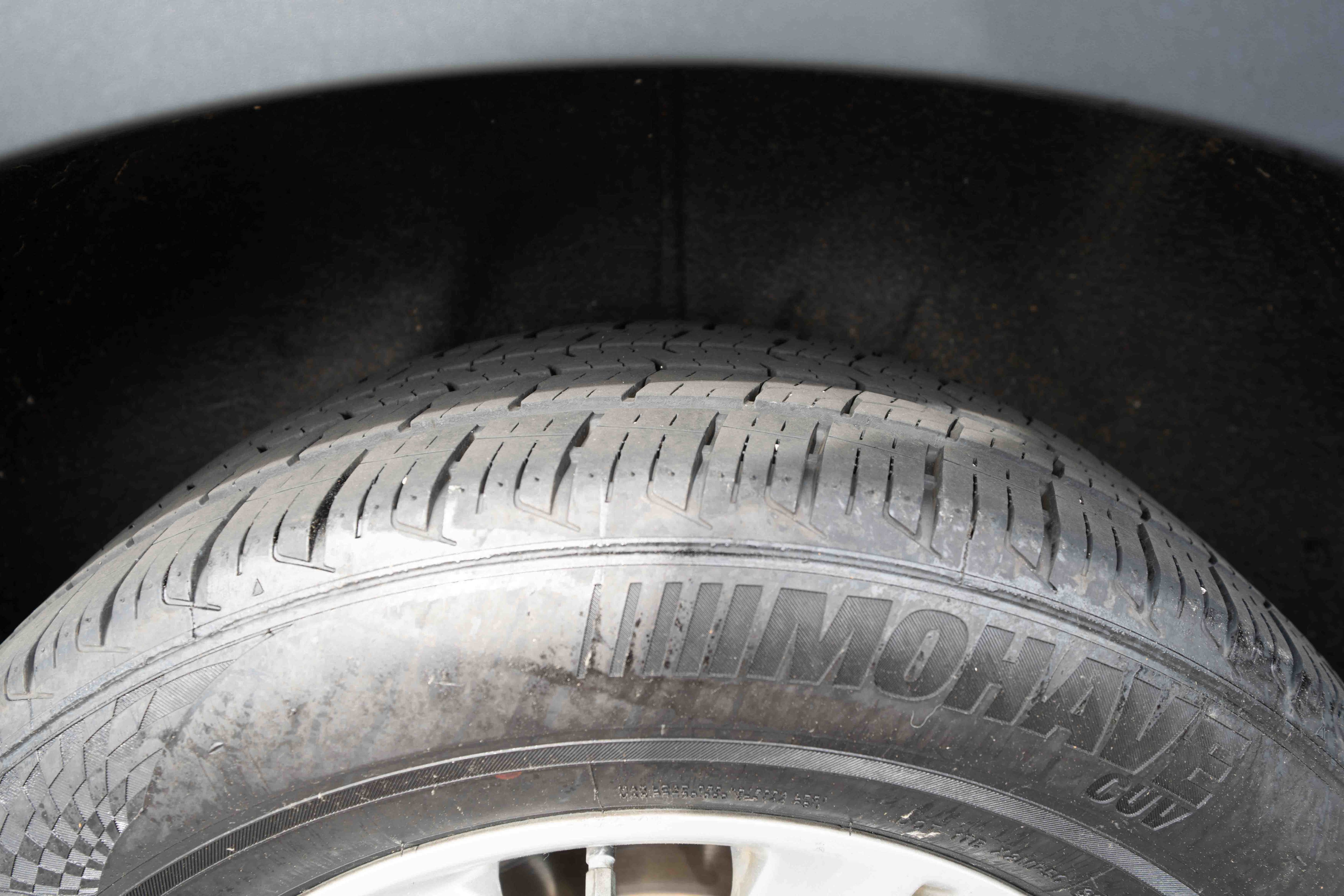 Used 2019 Chevrolet Blazer LT FWD image 31