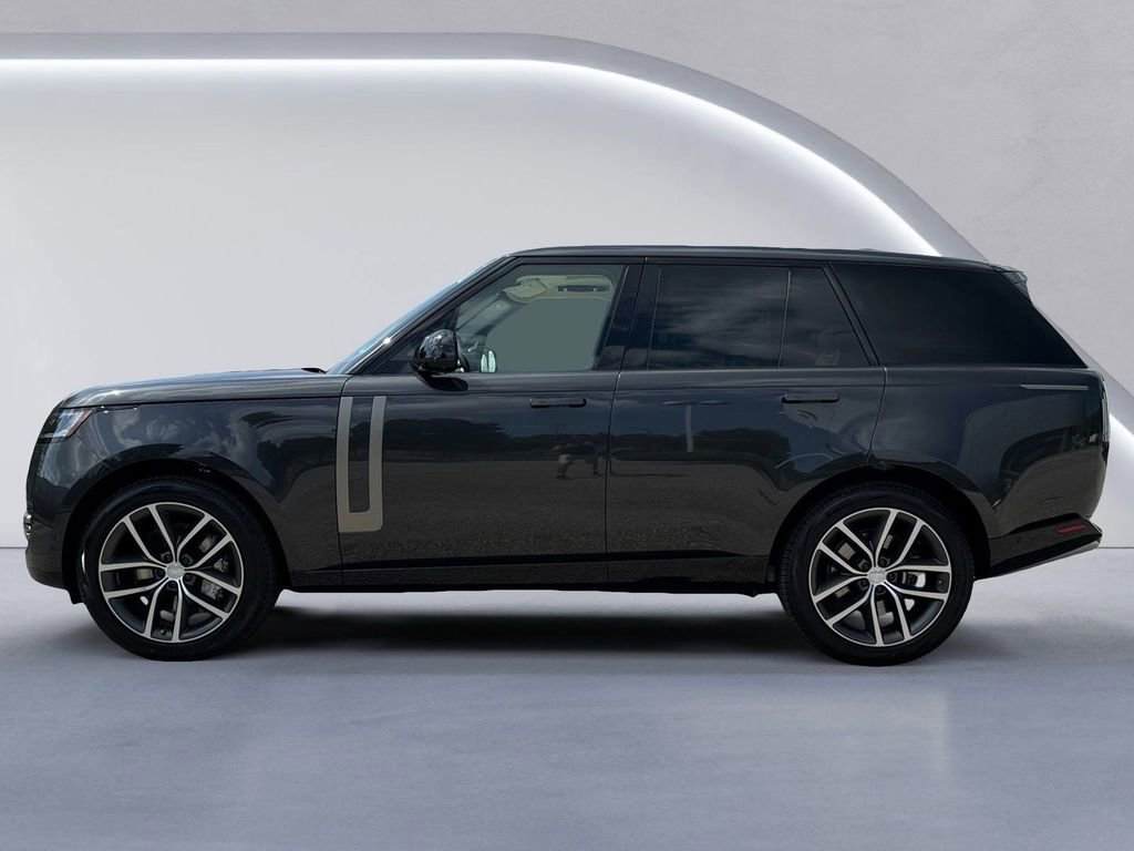 New 2025 Land Rover Range Rover SE image 6