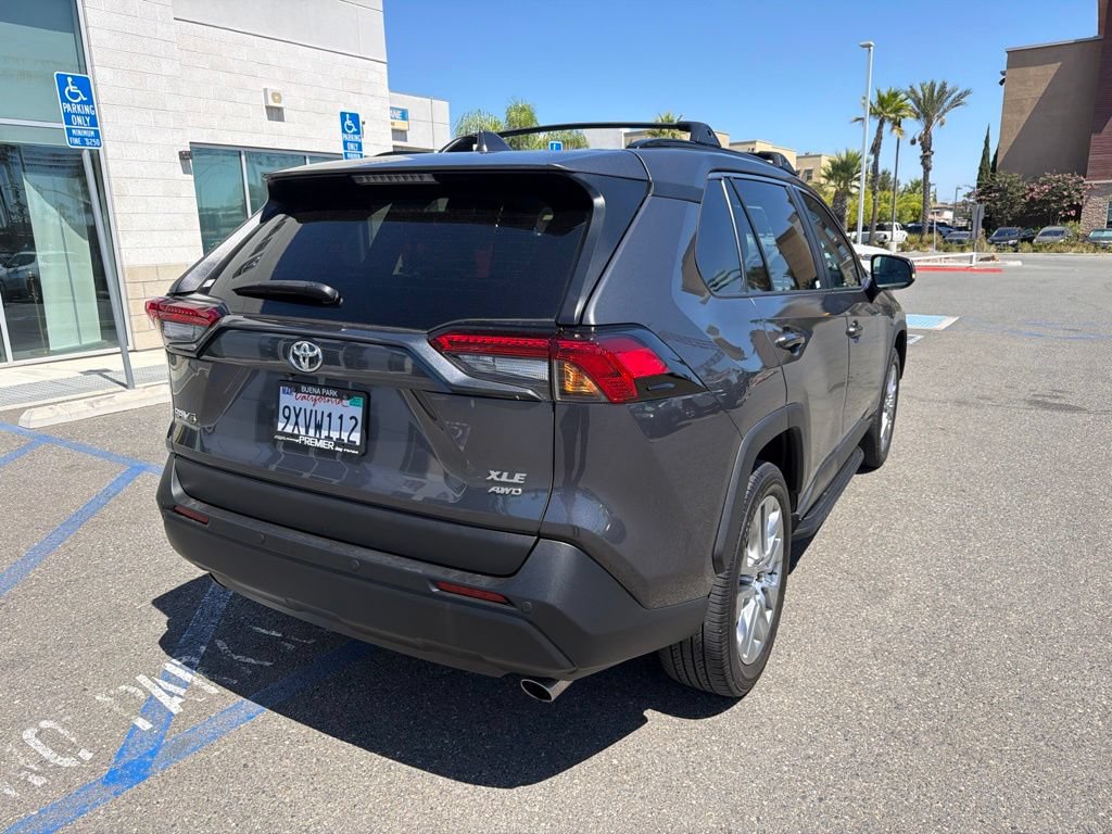 Used 2023 Toyota RAV4 XLE Premium AWD/4WD image 5