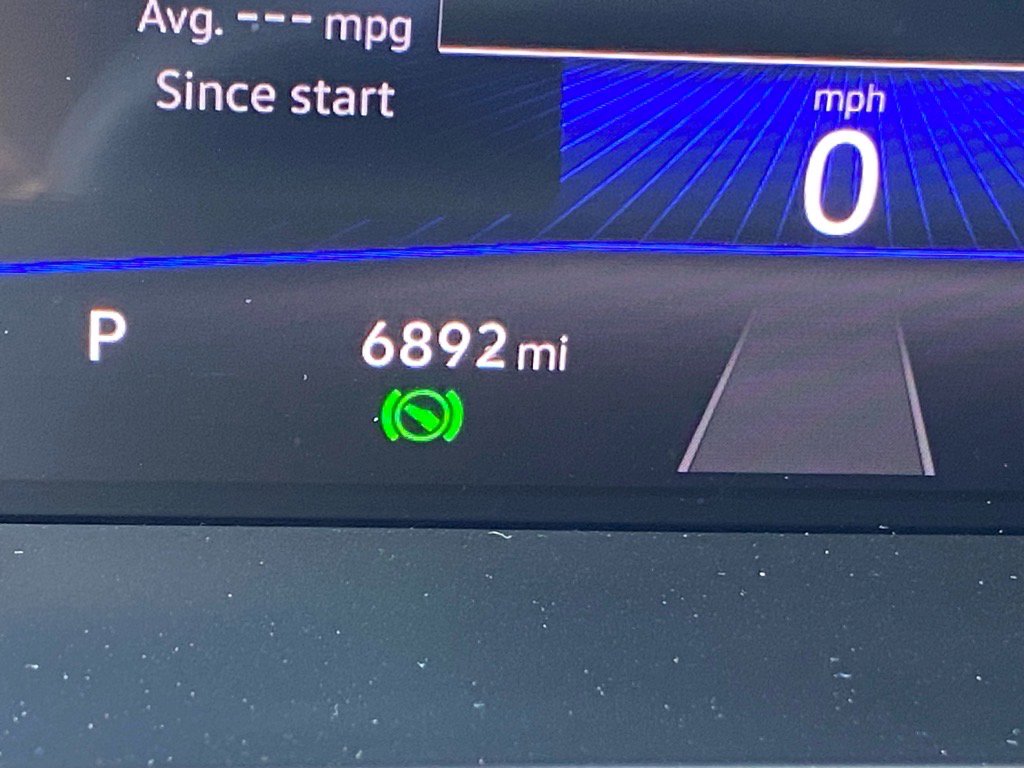 Certified 2025 Volkswagen Jetta SE w/ Black Wheel Package image 14