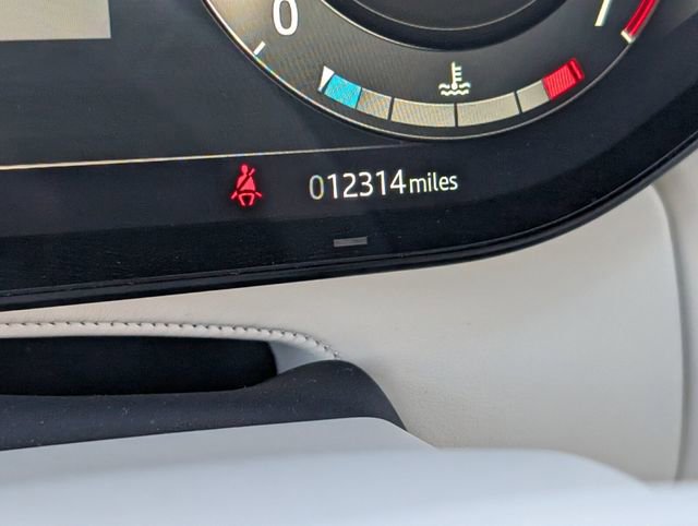 Used 2023 Land Rover Range Rover SE image 23