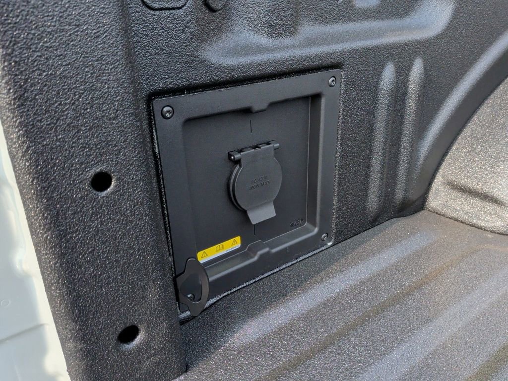 New 2026 Ford F150 Lariat w/ Equipment Group 502A High image 47