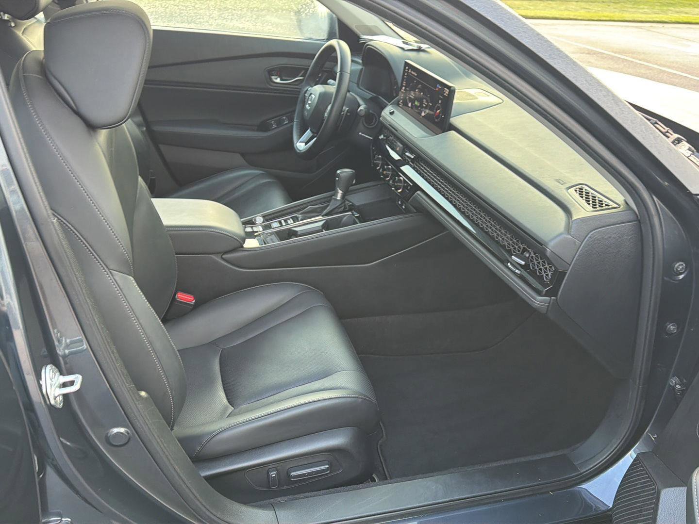 Used 2023 Honda Accord Touring image 13